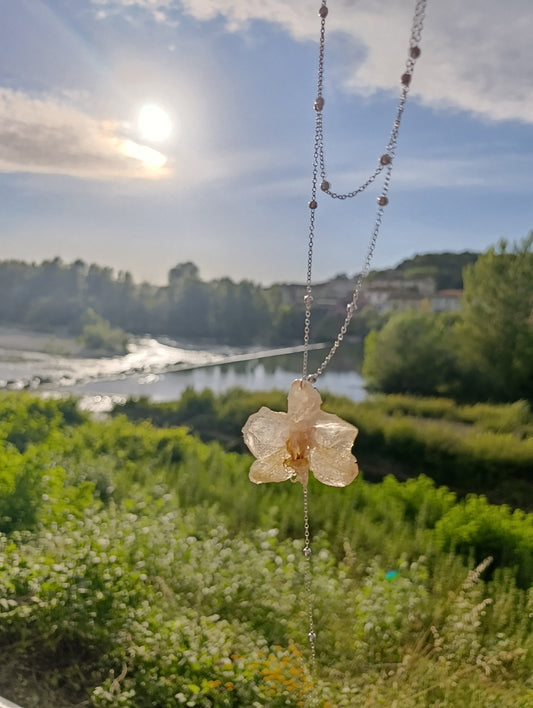 Collana Orchidea bianca| fatta a mano