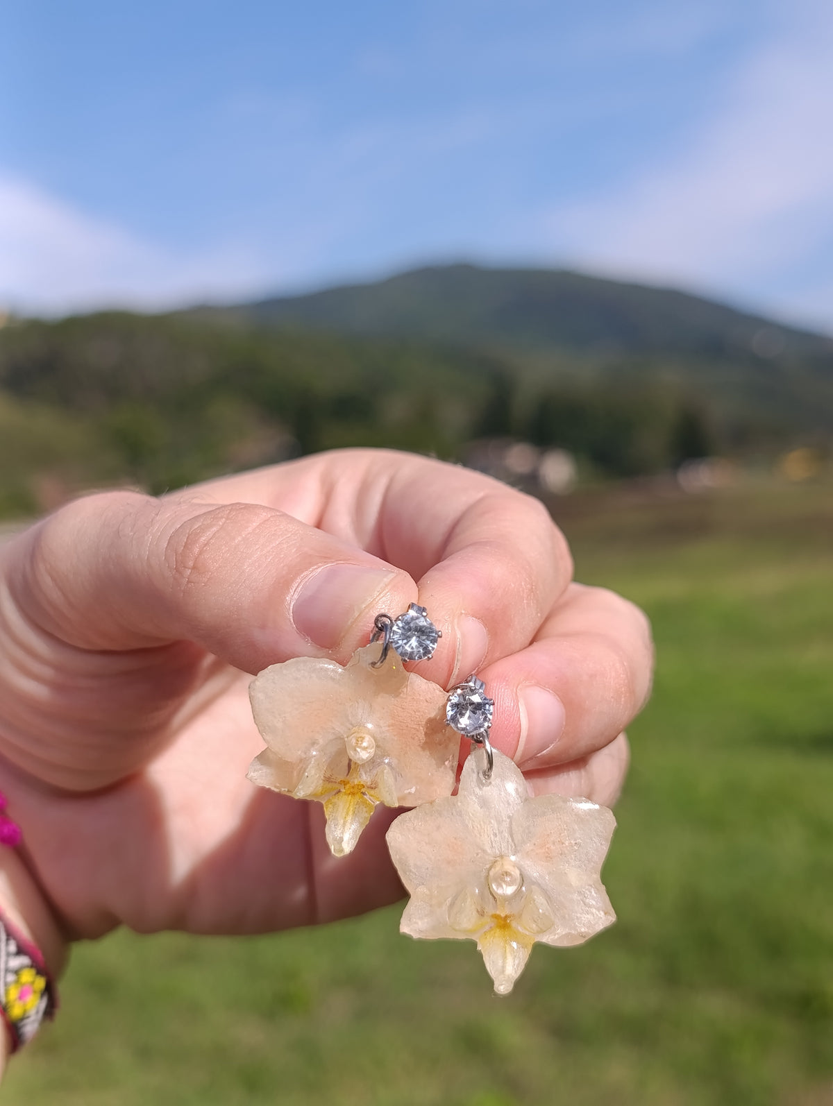 Mini Orchidea bianca orecchini con zircone | fiori veri di Lucca