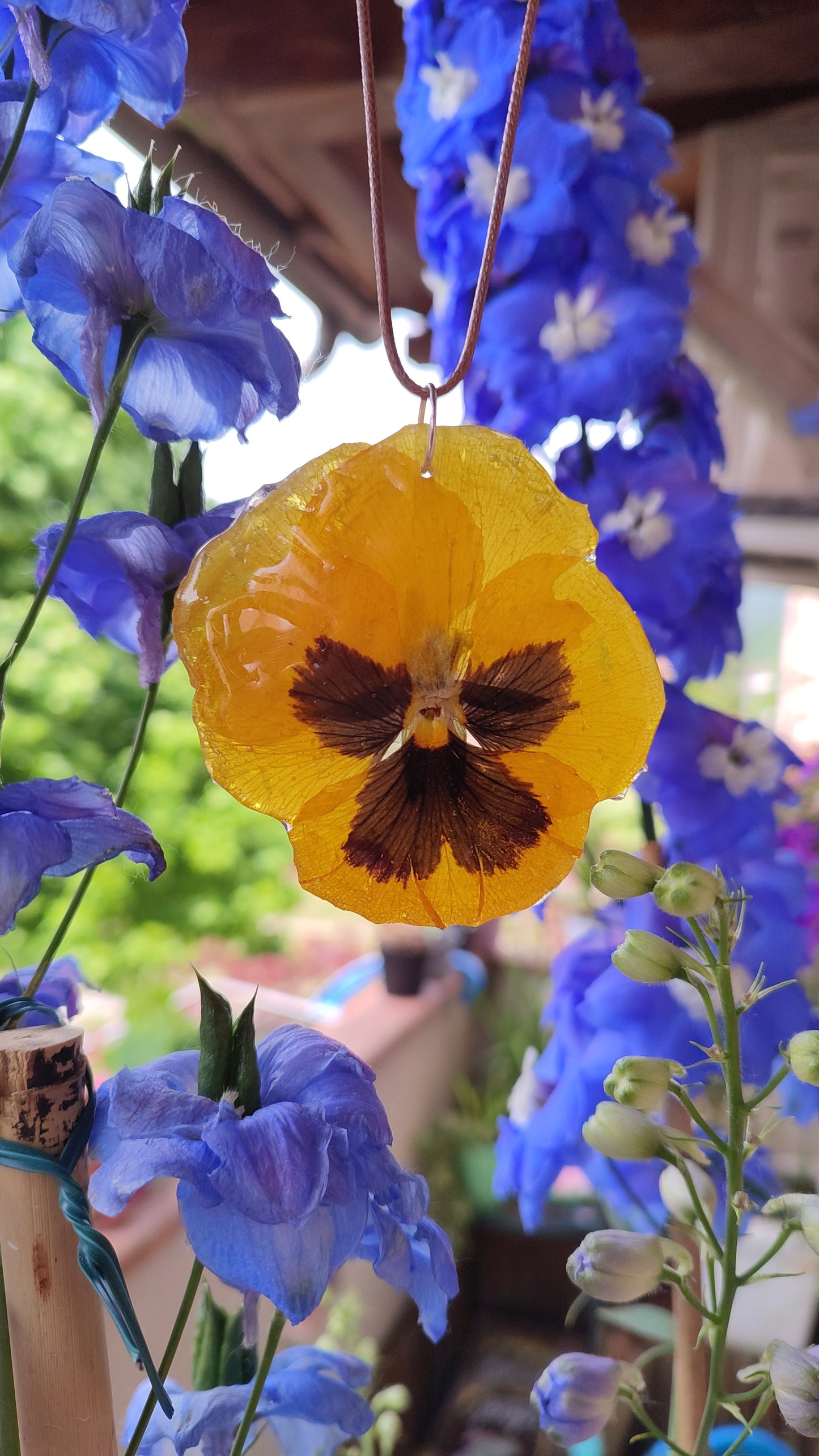 Collana Panse' fiore vero - resina trasparente