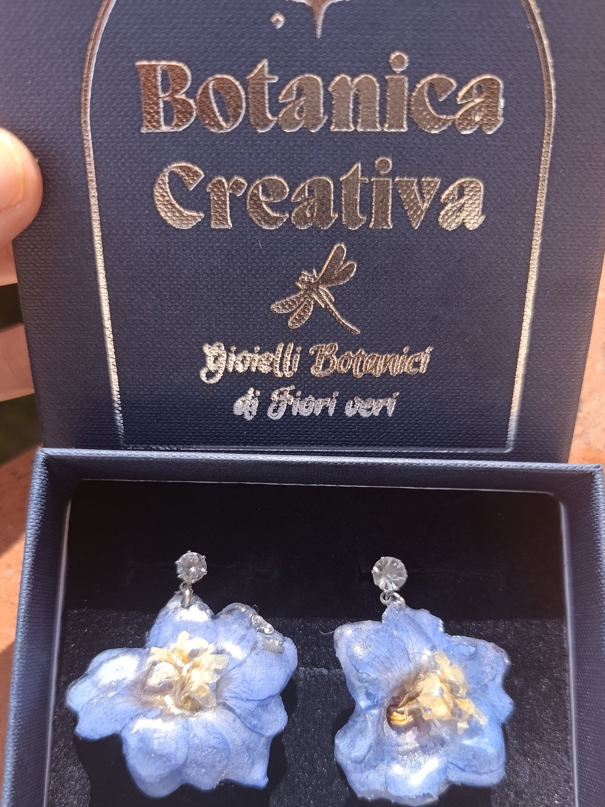 Orecchini Delphinium con zircone