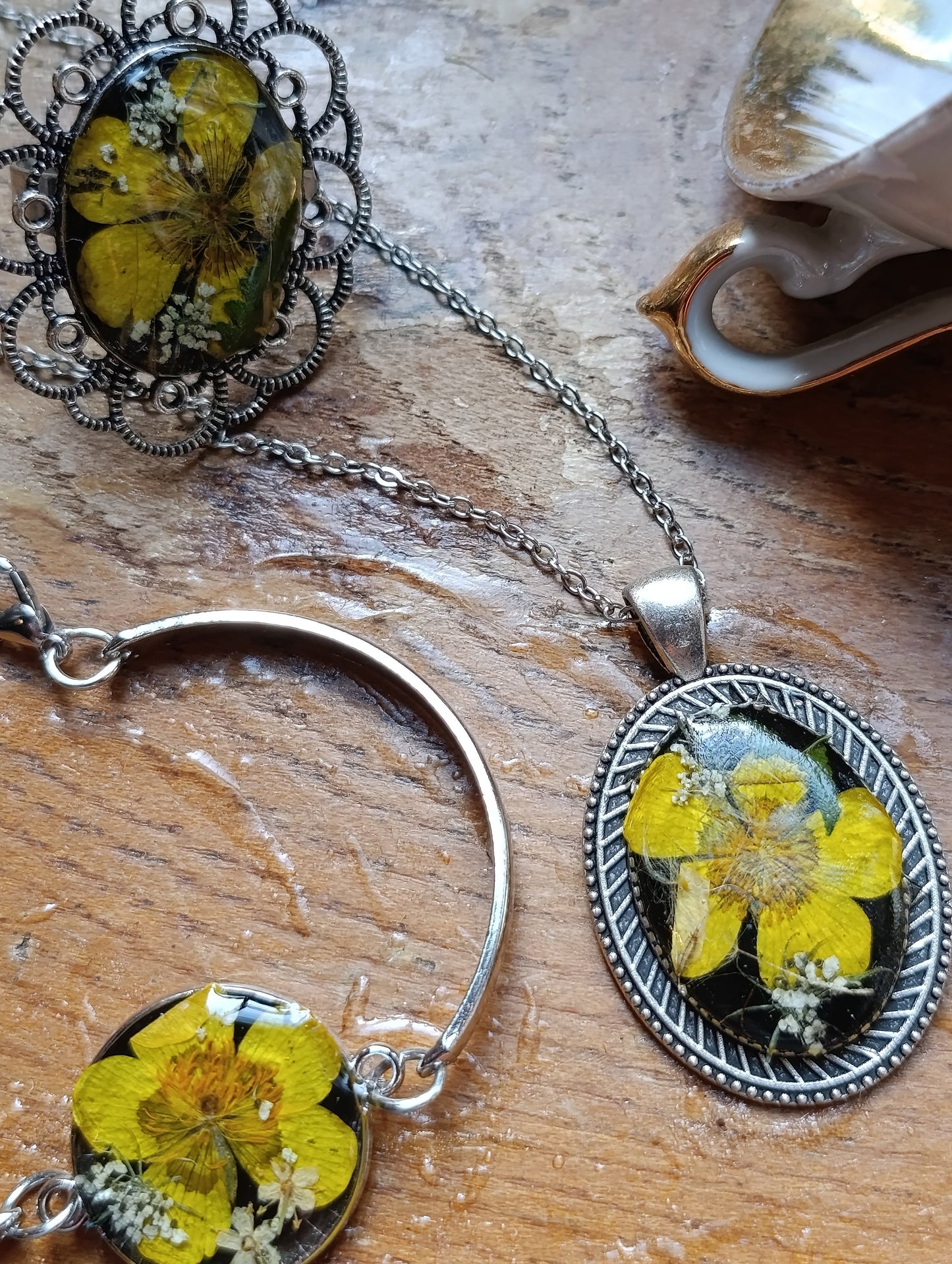 Bracciale Ranuncolo - fiori veri di Lucca