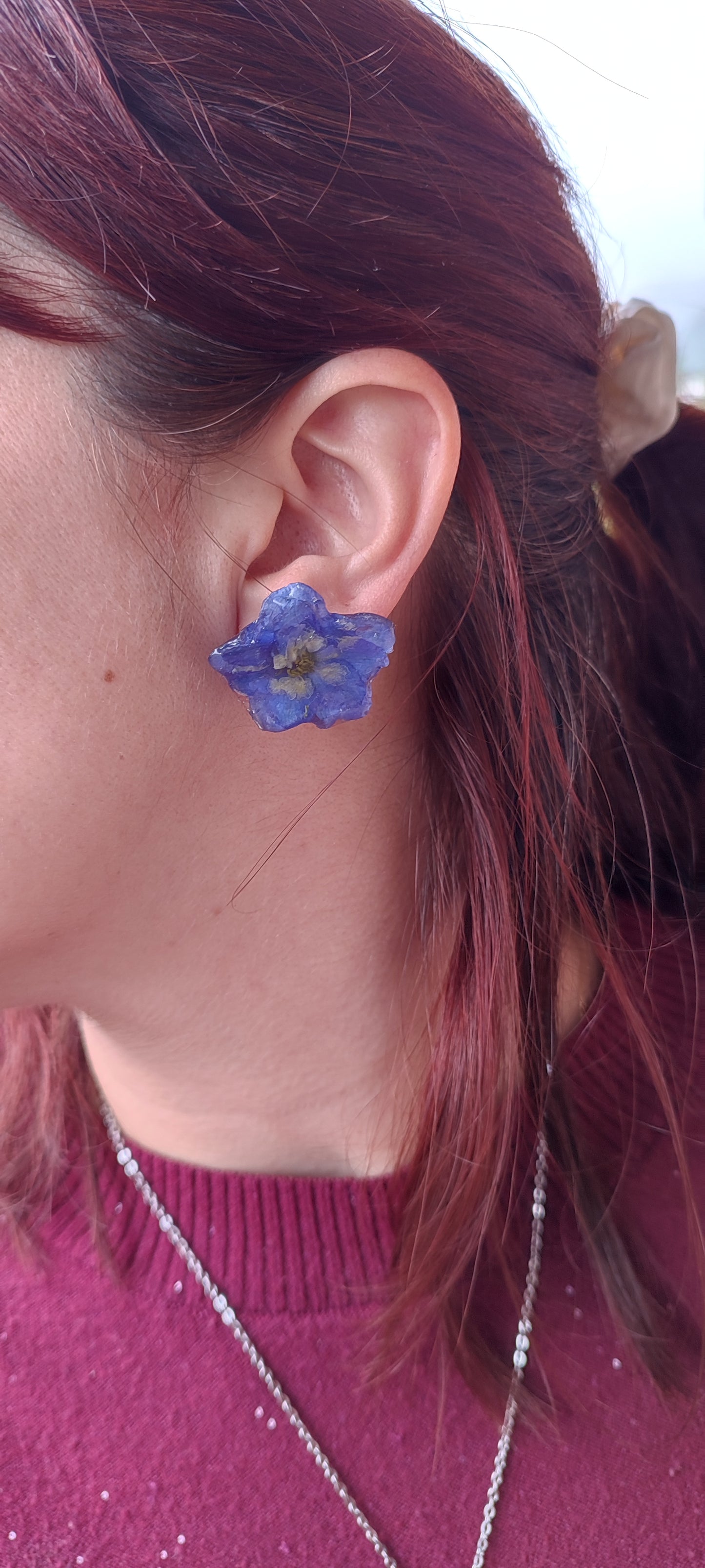 Orecchini Delphinium lobo- fiore vero e resina