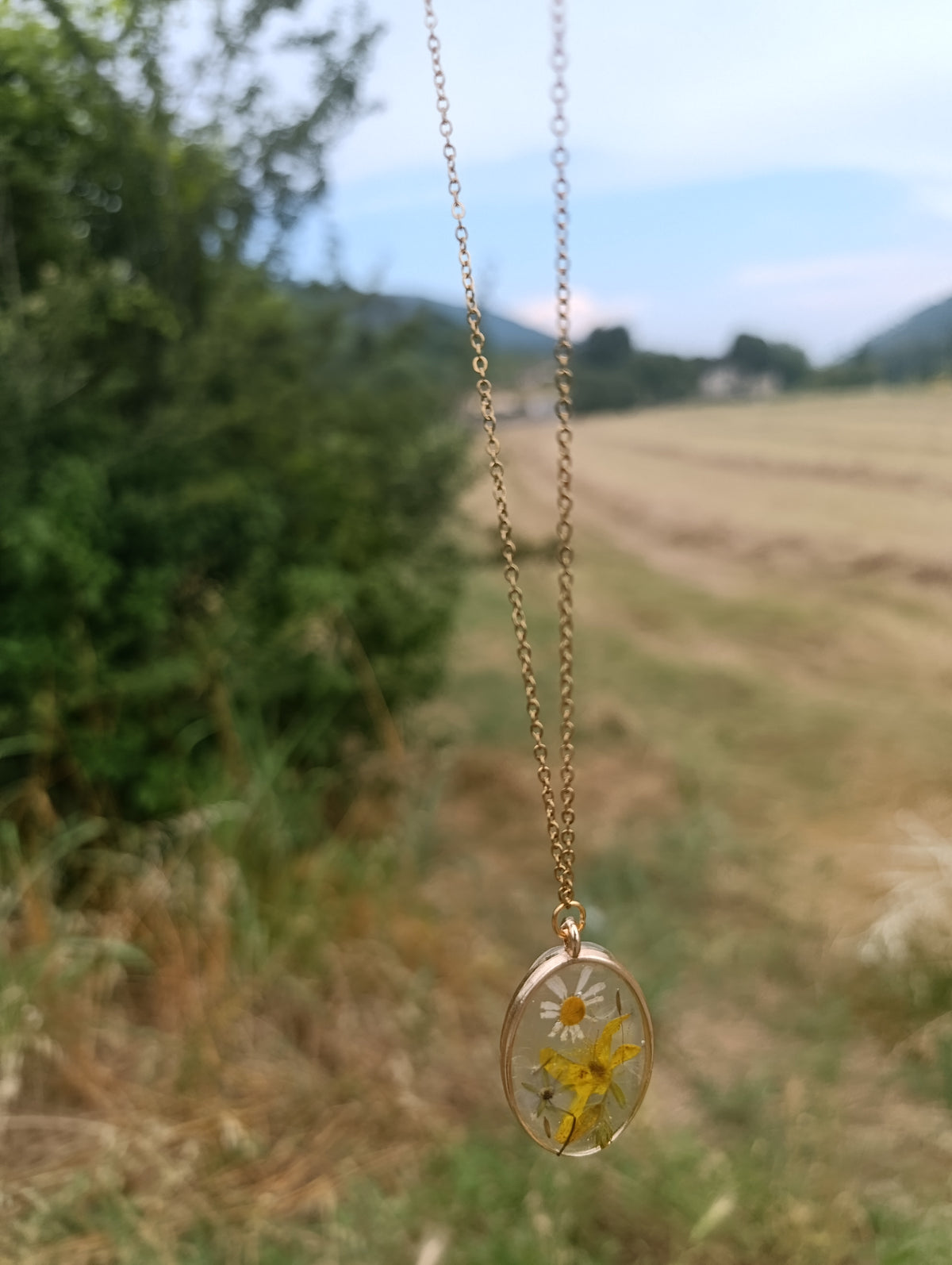 Collana ricordo di Giugno- fiori Veri di campo