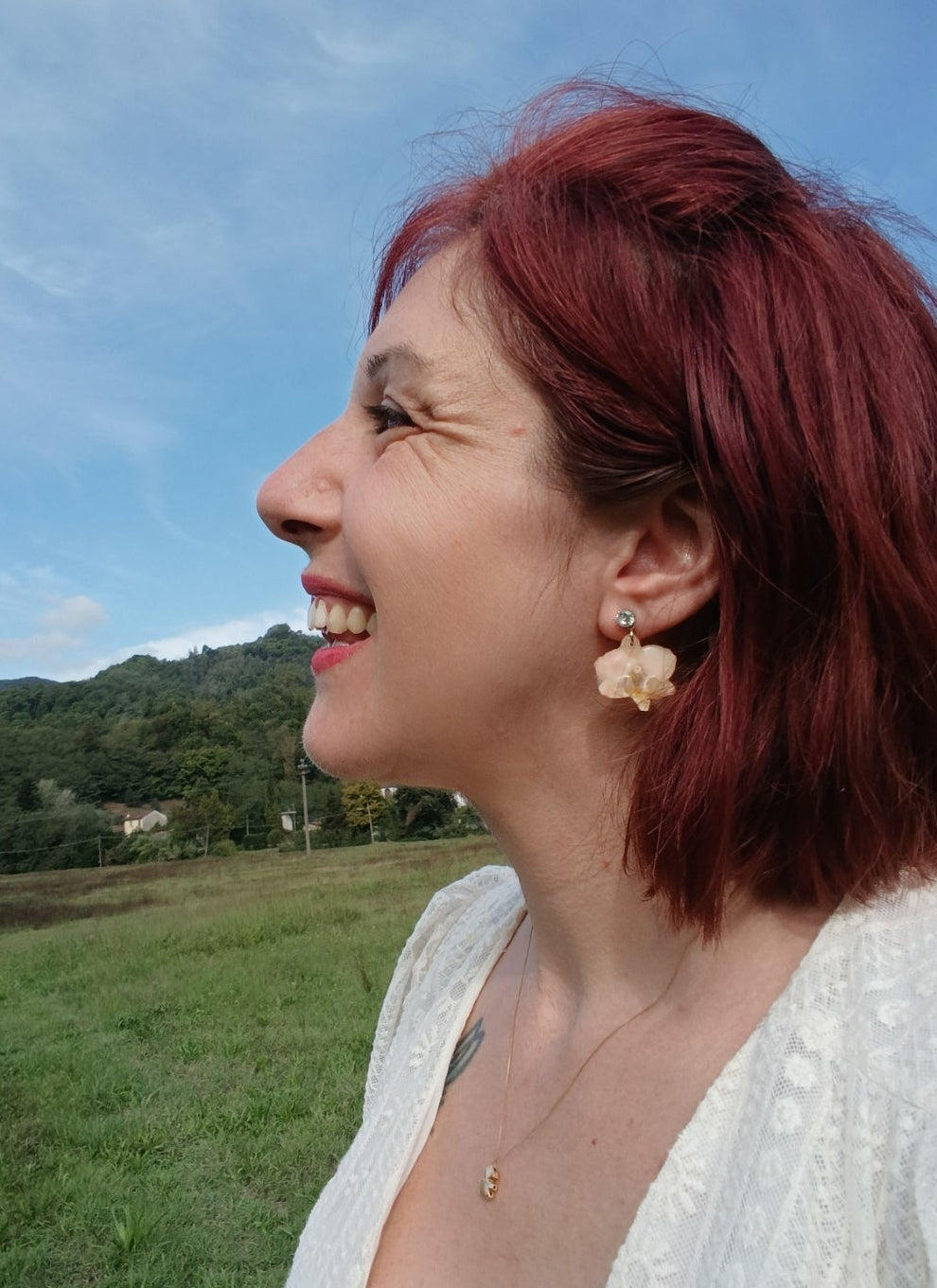Mini Orchidea bianca orecchini con zircone | fiori veri di Lucca